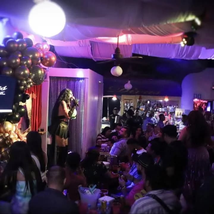 Divas Bar